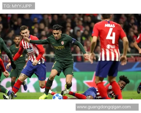 西甲精彩对决本菲卡大胜波尔图帽子戏法引爆全场热情