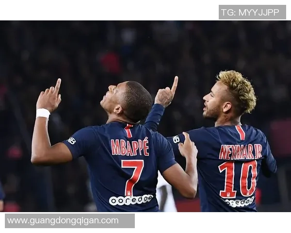 世界杯精彩对决里昂大胜莱比锡点球大战瞬间点燃全场激情