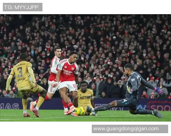 欧联杯激战阿森纳点球大战险胜切尔西全场沸腾