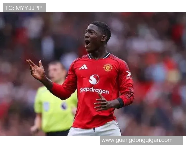 欧冠经典对决皇马逆转曼联全场沸腾转会传闻再起波澜