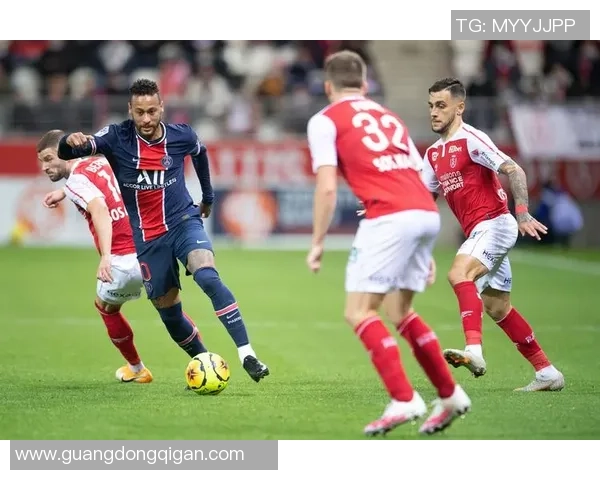 皇马友谊赛大胜巴黎圣日耳曼乌龙球瞬间点燃全场激情