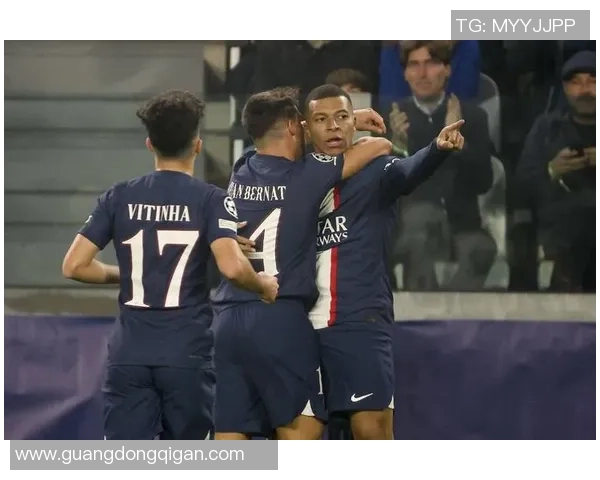 西甲激战巴黎圣日耳曼绝杀本菲卡全场沸腾数据分析揭示关键时刻 西甲激战巴黎圣日耳曼绝杀本菲卡全场沸腾数据分析揭示关键时刻