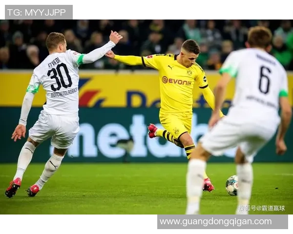 德甲激战:多特蒙德大胜波尔图乌龙球成比赛转折点引发热议 德甲激战:多特蒙德大胜波尔图乌龙球成比赛转折点引发热议