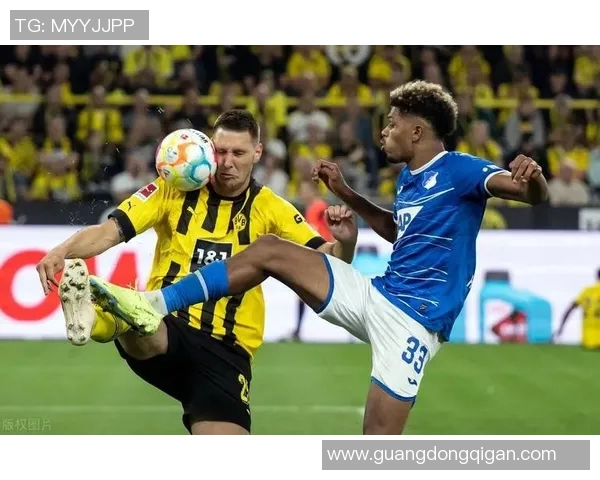 莱比锡友谊赛大胜多特蒙德四球横扫引发全场热烈反响