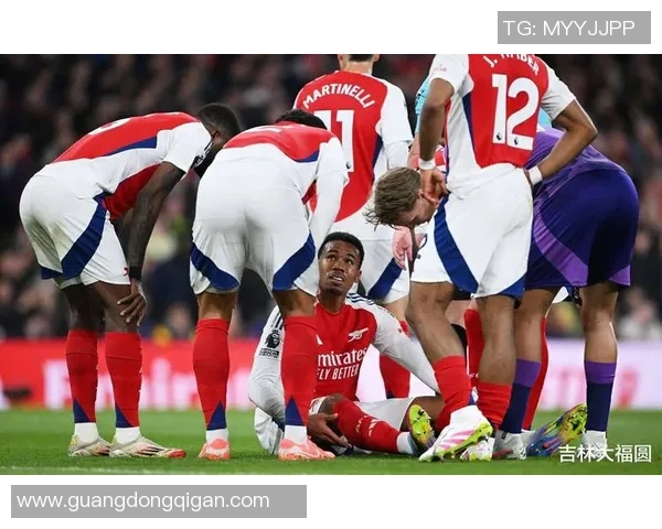 国王杯精彩对决曼联大胜阿森纳引发转会热议