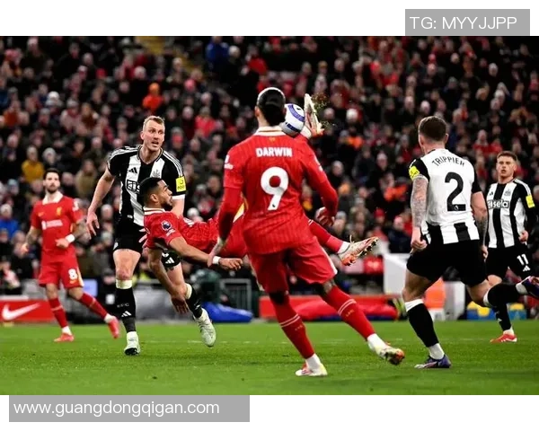 国王杯激战利物浦与巴黎圣日耳曼互交白卷神扑瞬间引发全场狂欢