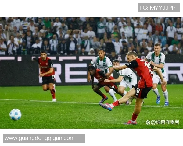 英超激战：拜仁狂胜皇马6比2全场沸腾的瞬间解析